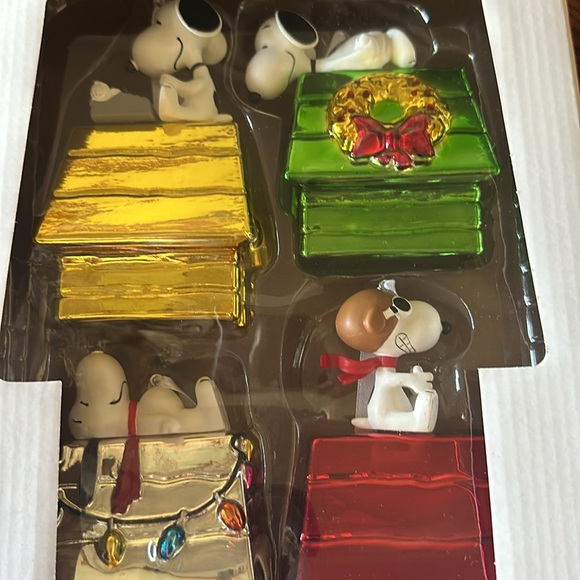 Hallmark Peanuts Christmas Ornaments - Picture 7 of 9